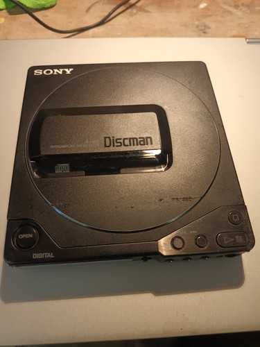 Sony 250 discman player - sony, d-250